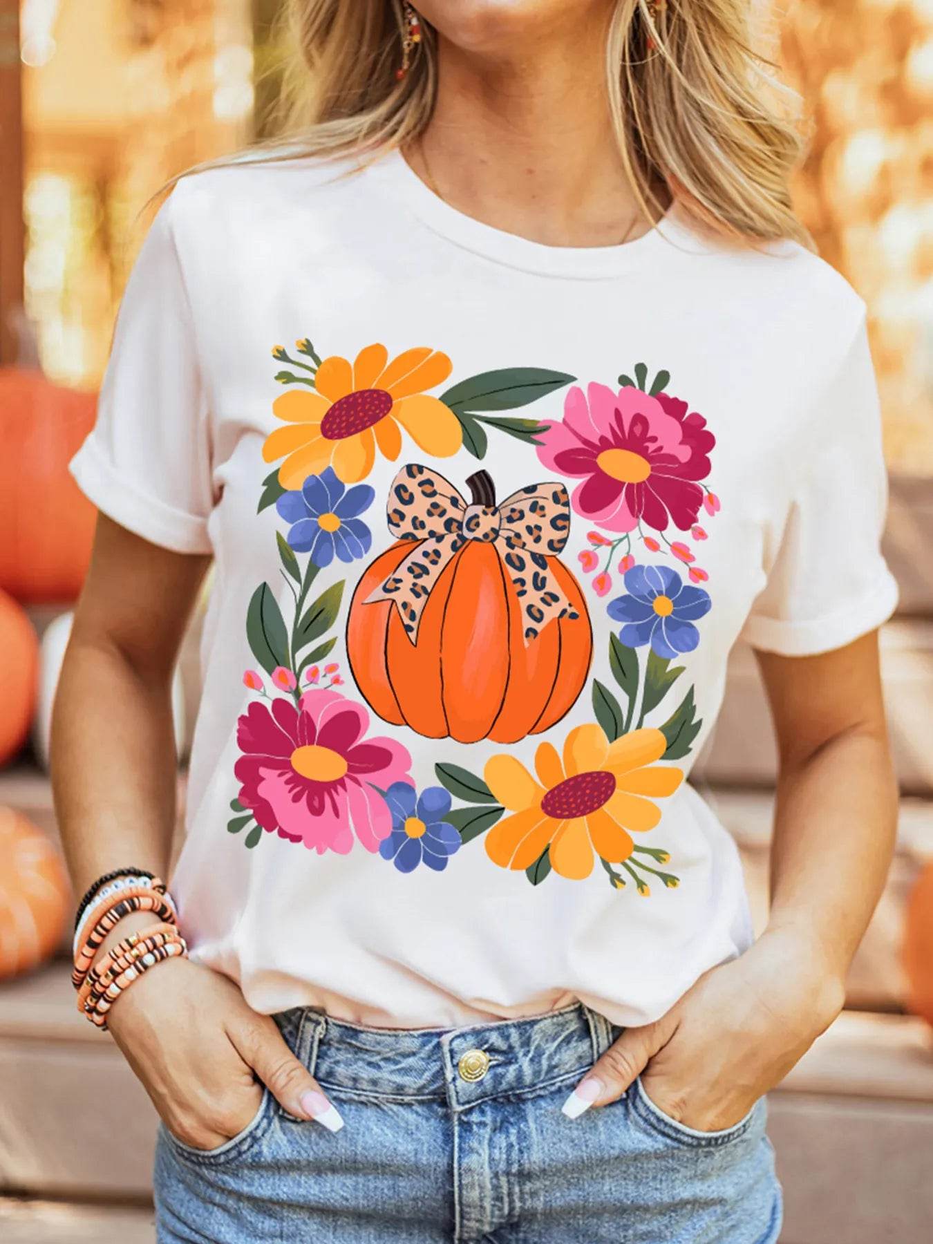 Pumpkin Floral Graphic Round Neck T-Shirt Trendsi 7d60cac7cd1544a689a94c7242ccab9d-Max-Origin