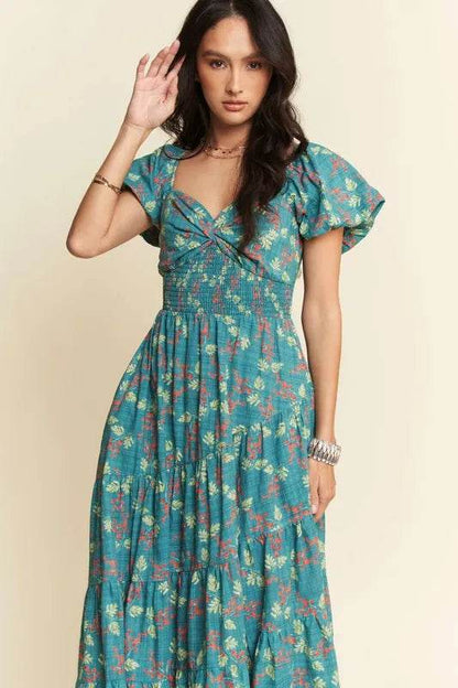 Davi & Dani Lightweight Sweetheart Neck Textured Tiered Maxi Dress Trendsi 7dd6fe76026a4b7b9e9fc58a3810a560-Max-Origin