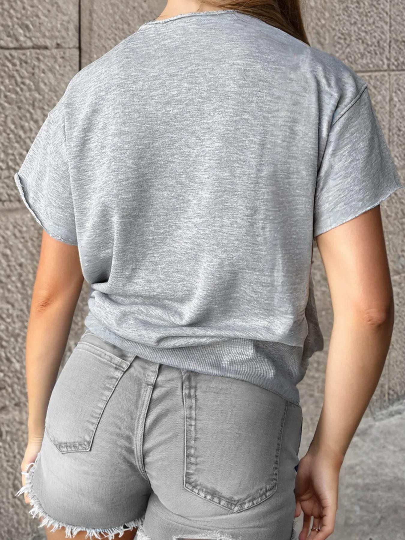 USA Lettering Patch Notched Neck T-Shirt Trendsi 7ea7ff104af74c67acf7381a82066fe8-Max-Origin