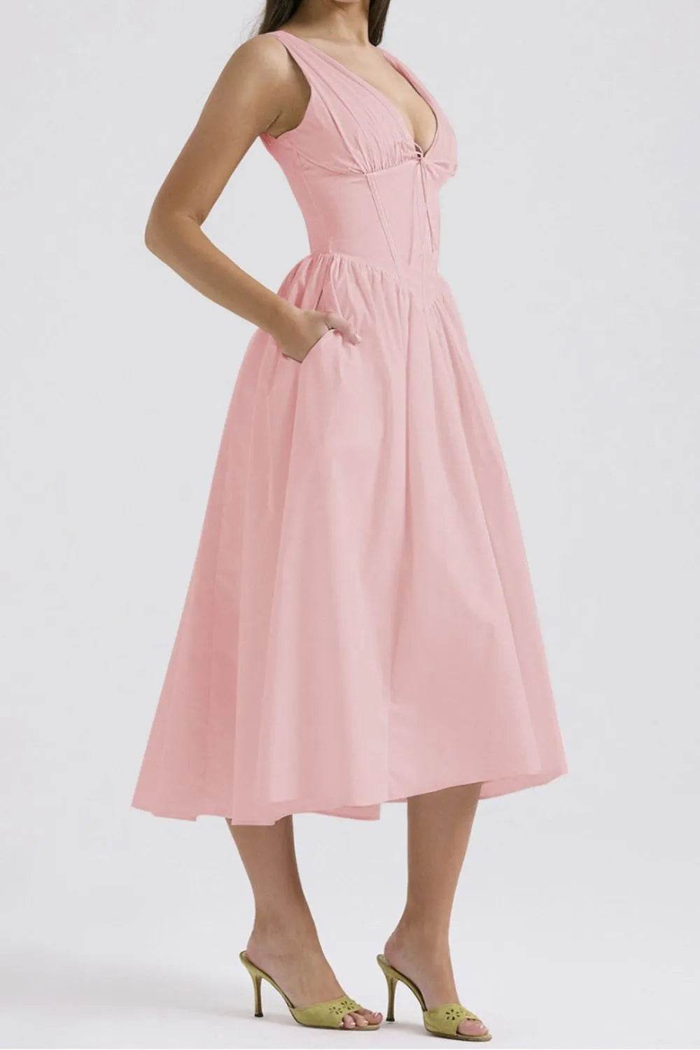 Ruched V-Neck Sleeveless Dress with Pockets Trendsi 80a50939-545e-4ac4-840e-c4355148f879-Max-Origin