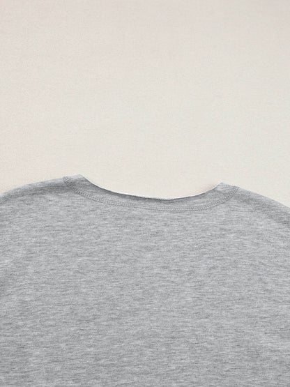 USA Lettering Patch Notched Neck T-Shirt Trendsi 819673f4b3324820948614eb766e29ef-Max-Origin