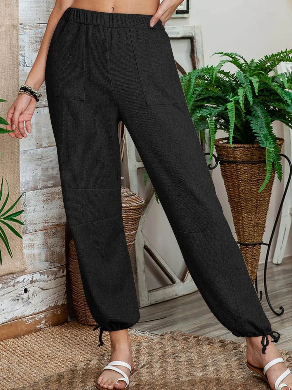 Drawstring Elastic Waist Joggers Trendsi 81d3b2c2-dd90-4f71-ac93-7956126a808d-Max