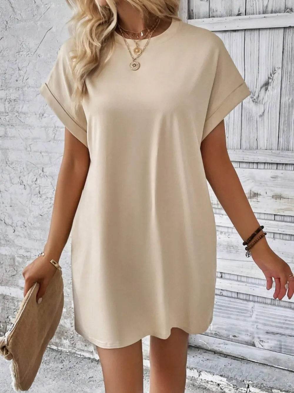 Pocketed Round Neck Short Sleeve Dress Trendsi 830f4cc0-6f40-4cb4-afd3-76943dee9ea5-Max