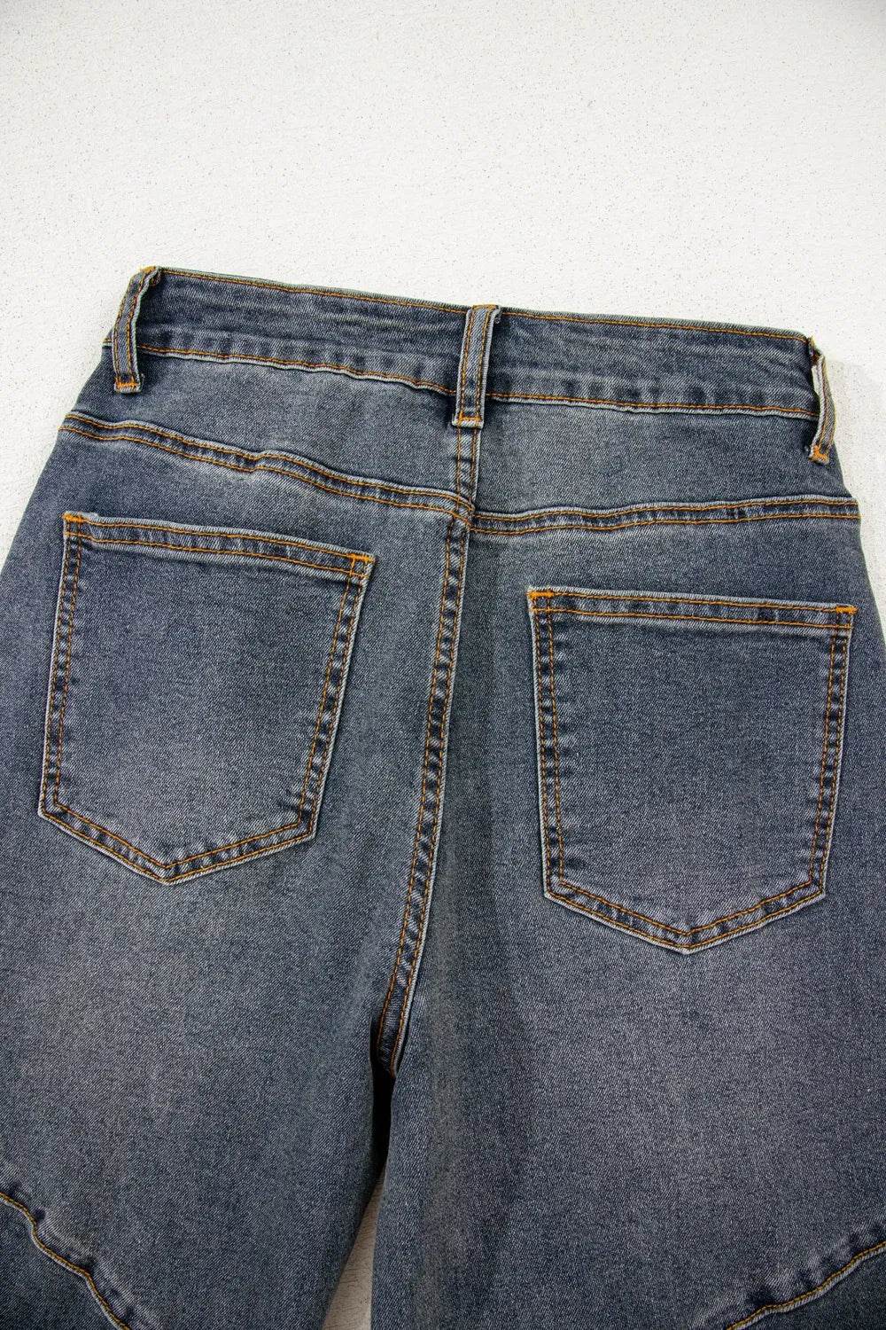 Exposed Stitching Loose Straight High Waist Jeans Trendsi 848f5574-24d5-4ae3-9a28-2eb92fbe4946-Max-Origin