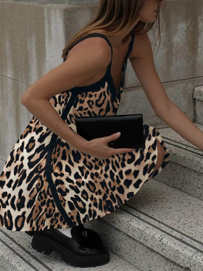 Leopard Print V-neck Cami Swing Dress Trendsi 854090d5-10a6-4ebb-8f0f-c8de7ddf4e46-Max-Origin