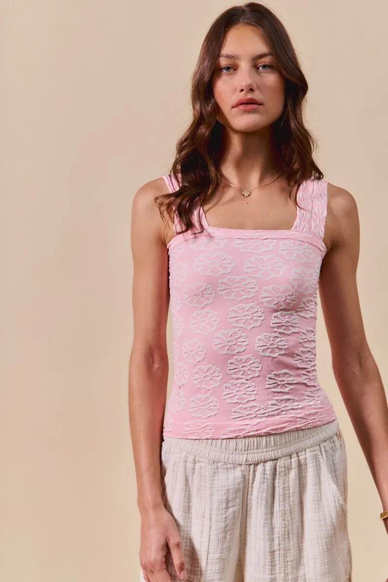 SO ME Two Tone Floral Seamless Tank Top Trendsi 854e79cdb192490685a7f7a9cbfa04b6-Max-Origin