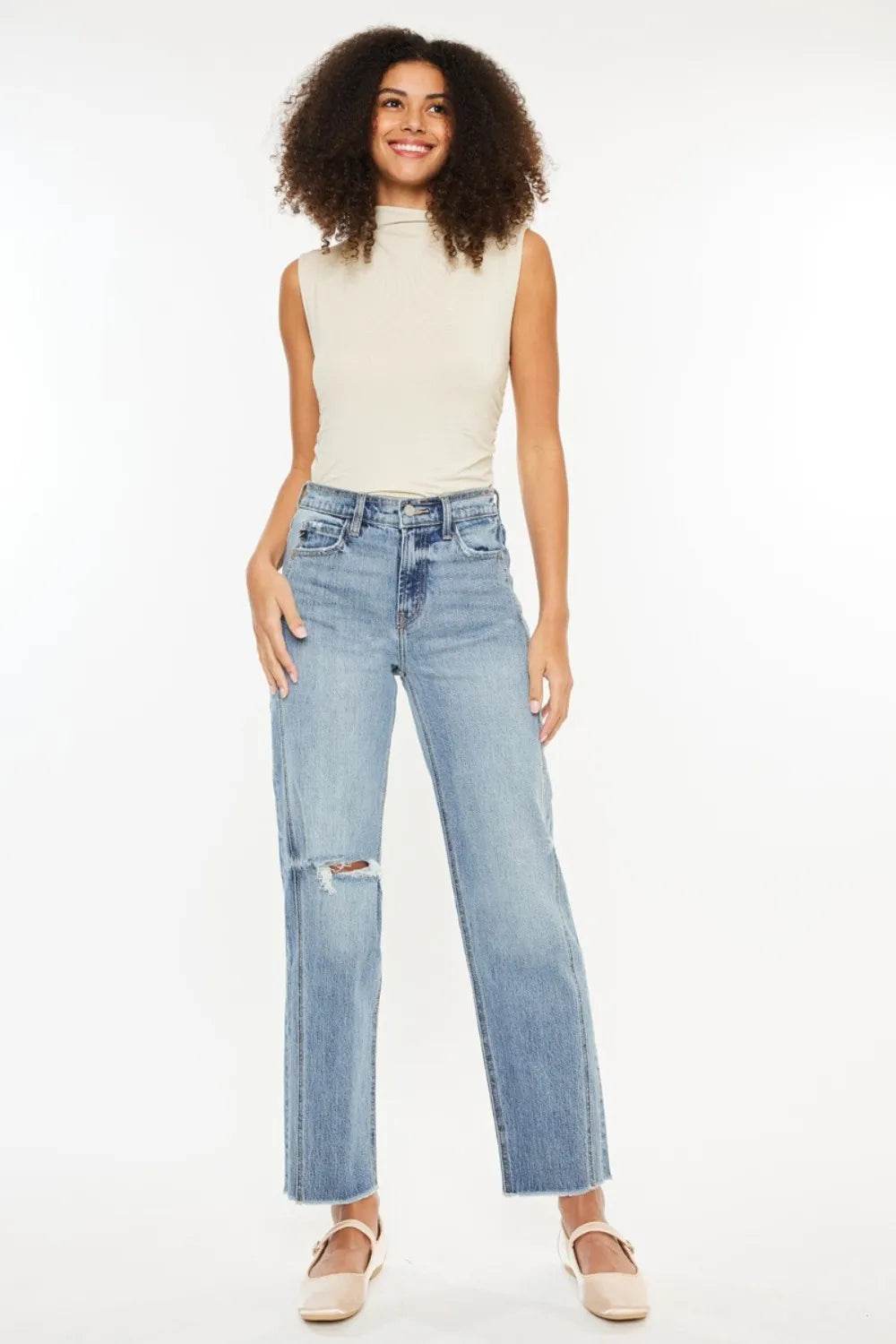 Kancan Ultra High Rise Distressed Straight Jeans Medium Trendsi 8578c9b0-c398-45c0-85e4-ee0f59cfb397-Max
