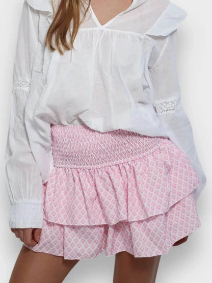 Smocked Wideband Waist Layered Mini Skirt Trendsi 85f9ab4d-5b3f-4cf9-bab5-d46df21256cb-Max-Origin