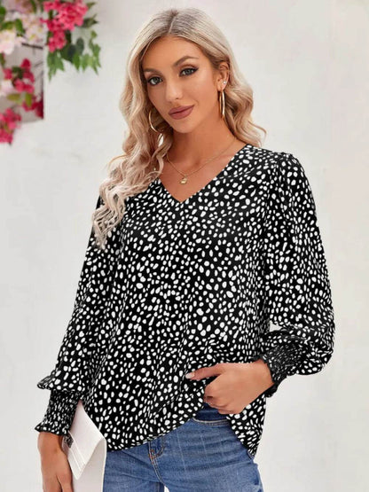 Printed V-Neck Lantern Sleeve Blouse Trendsi 86f367e6800d49d8b857a1d0cb8d3c95-Max