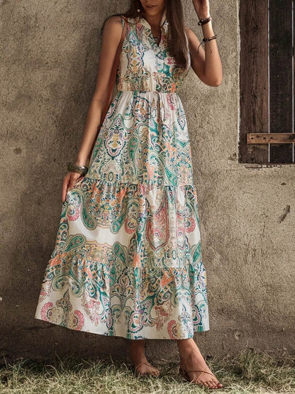 Printed Notched Sleeveless Dress Trendsi 8768fb35-6c3c-4163-895b-b6645a276de8-Max-Origin