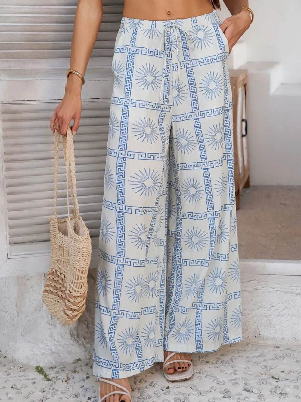 Devine Drawstring Printed Wide Leg Pants Trendsi 8777b827-c5f2-479a-9fb7-0a64e09c485b-Max