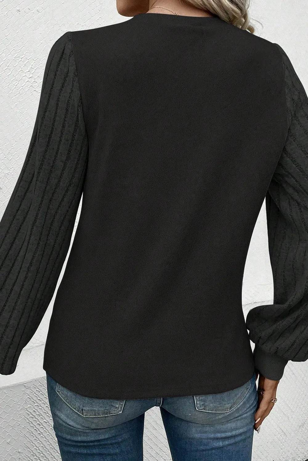 Ribbed Round Neck Long Sleeve Knit Top Trendsi 8abec264-0d1f-4ece-94b4-e63863233487-Max