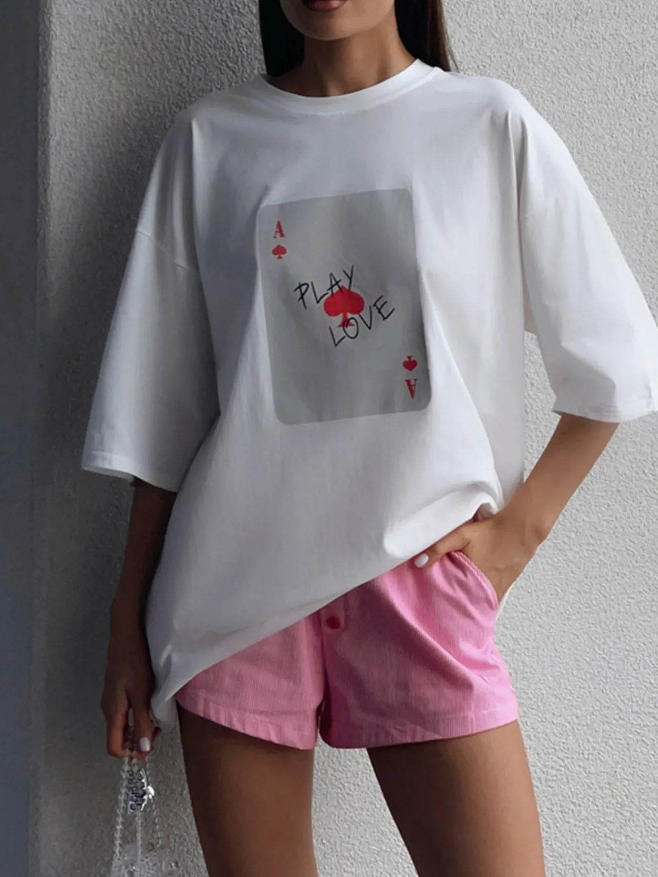 Graphic Round Neck Half Sleeve T-Shirt Trendsi 8ccbe3ff-c7bf-40cf-8b16-935efff7c200-Max-Origin