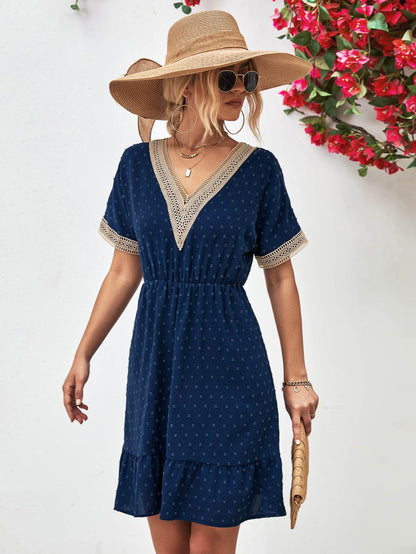 Contrast V-Neck Short Sleeve Mini Dress Trendsi 8d93f34b7b7246f8a9034130741a1dca-Max