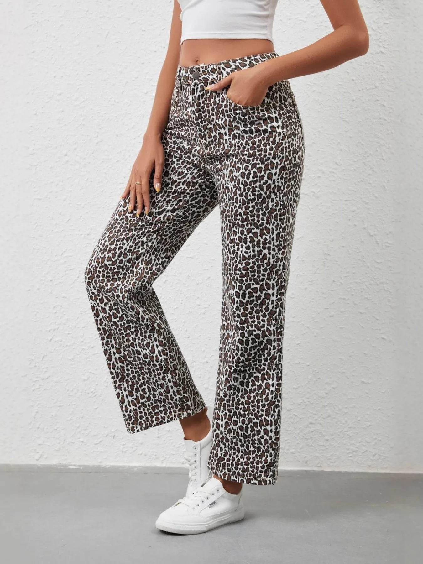 Leopard Print Wide Leg Jeans Trendsi 8e1789a58b224d0fab8e729c7b285706-Max-Origin
