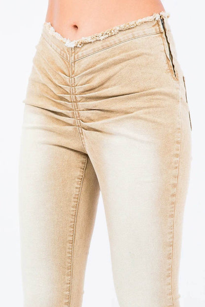 American Bazi V-Cut Ruched Flare Pants Trendsi 8e5eacf7-8382-4d09-9e63-4ba429c9fe4e-Max