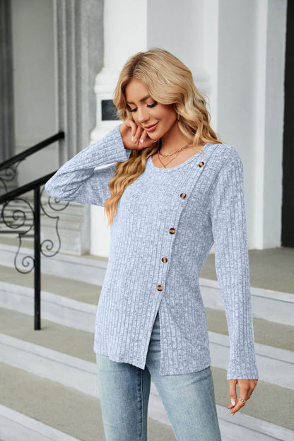 Buttoned Long Sleeve Slit Top Trendsi 8f64ae10166540a2a807da3d8ae71b9c-Max