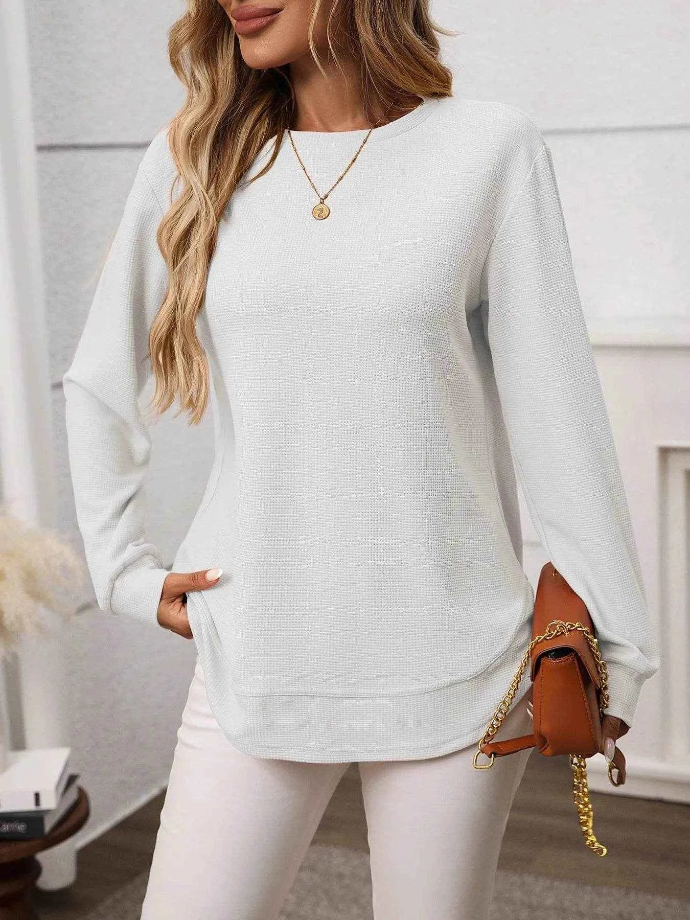 Long Sleeve Round Neck T-Shirt Trendsi 8f90e55666024495b179f438139ac84b-Max-Origin
