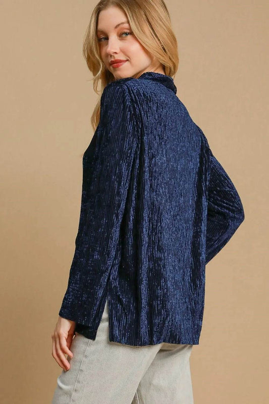 Umgee Side Slit Texture Button Up Shirt Trendsi 90bd0243-b640-436c-93ad-af48adc4ef11-Max