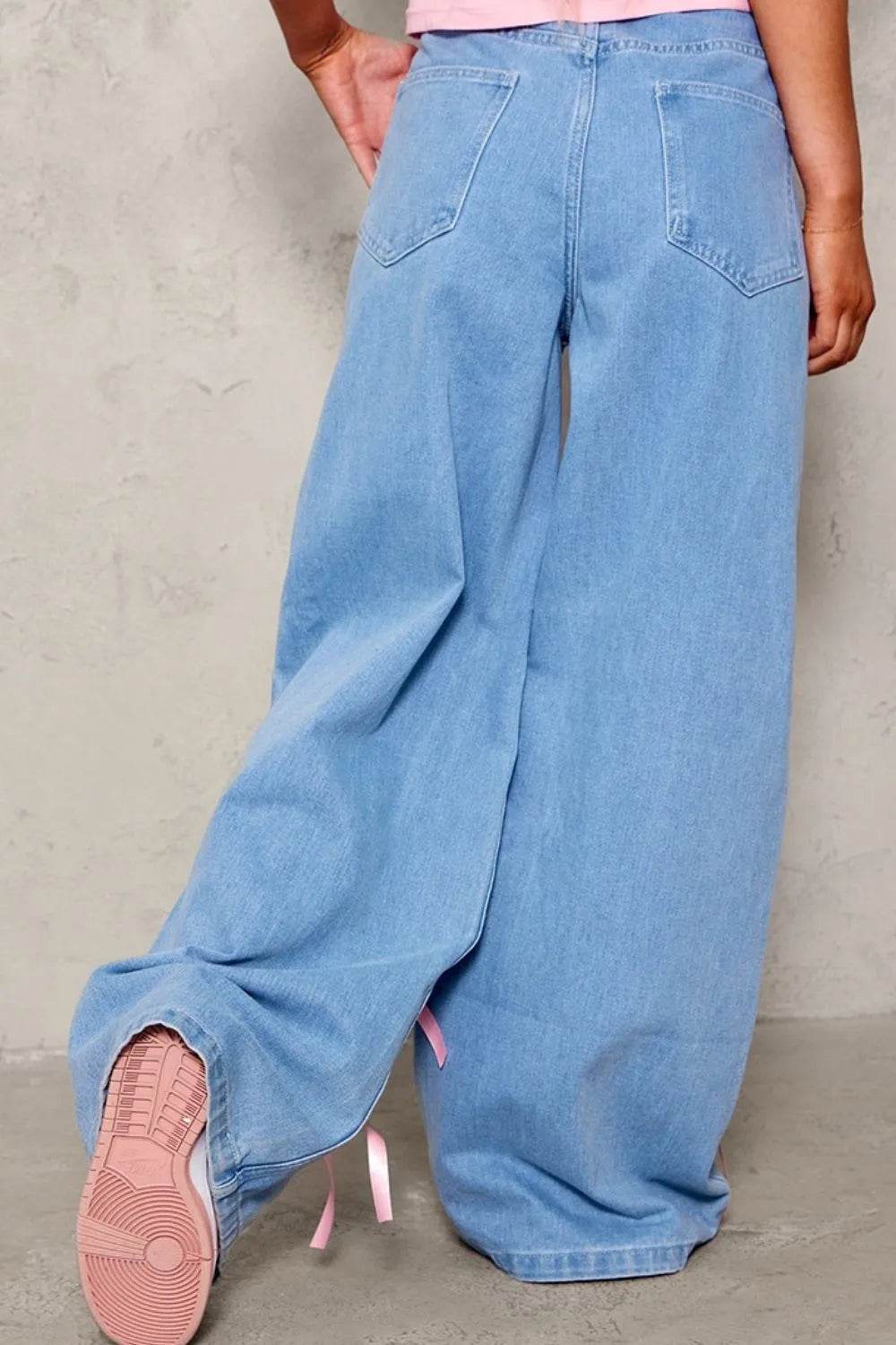 Bow Decorated Wide Leg Denim Jeans Trendsi 91832fa5-eb35-46e1-884d-cea8adcde653-Max-Origin