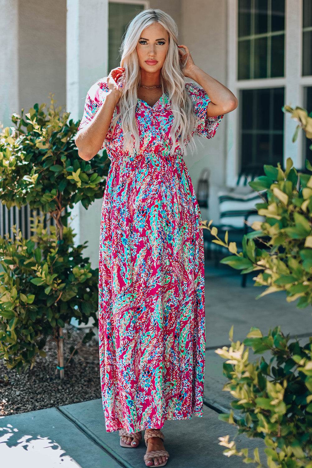 Multicolored V-Neck Maxi Dress Trendsi 91c96114e5b64a84aae528492182487d-Max_1d13d11f-596b-4a17-888b-02909c932a6d