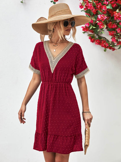 Contrast V-Neck Short Sleeve Mini Dress Trendsi 91ca88c73764470e8fc7b660d43438ec-Max