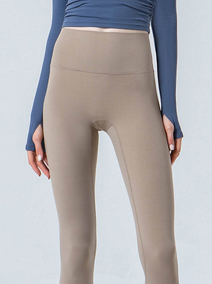 Wide Waistband Cropped Sports Leggings Trendsi 926287950386423aa074c5470b9f59eb-Max