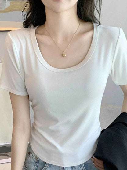 Plus Size Round Neck Short Sleeve T-Shirt Trendsi 92727f65-70a9-4422-a5fb-0ddd3db01848-Max-Origin