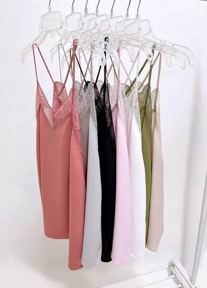 BiBi Lace Cami Solid Tank Top Trendsi 92a1705e-9a1f-402d-bdd8-6626984154b9-Max-Origin