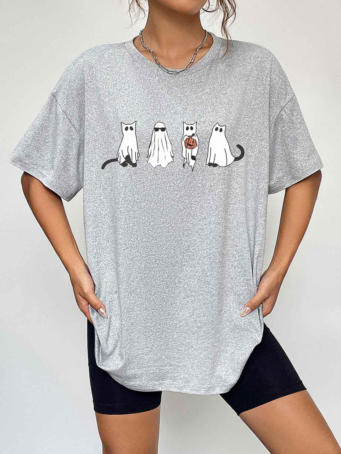 Round Neck Short Sleeve Ghost Graphic T-Shirt Trendsi 939193a1a4bf4fc5a26e2d2a3848076a-Max