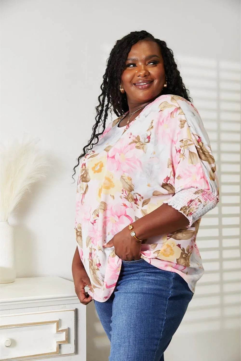 Double Take Floral Round Neck Three-Quarter Sleeve Top Trendsi 967226dc-514c-45ce-b53c-fd7e7d35fef3-Max