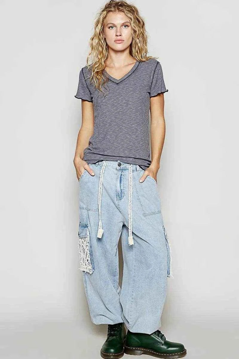 POL V-Neck Short Sleeve Ribbed T-Shirt with Contrast Overlock Stitching Trendsi 97506c7e-d7da-47b9-b93e-a45310f09352-Max-Origin