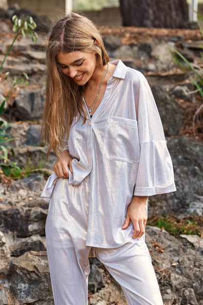 Davi & Dani Solid Sparkling Shimmer Pocket Button Front Shirt Trendsi 992c6e6707c246099cd3c297e6acea6f-Max-Origin