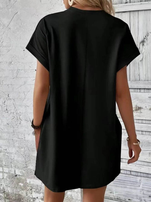 Pocketed Round Neck Short Sleeve Dress Trendsi 995072c0-ef9b-4abc-8525-a73cb871bcf2-Max