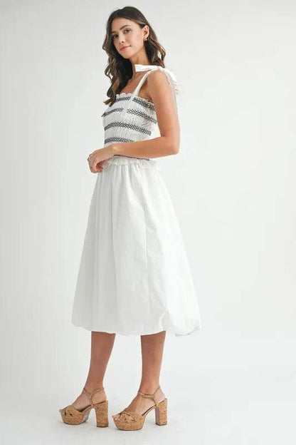 MABLE Smocked Bodice Bubble Midi Dress Trendsi 9acb9fa6a7774e1ca65c05d8c6f0f73d-Max-Origin_e887442b-48b5-40e8-8644-43e85c22c36d