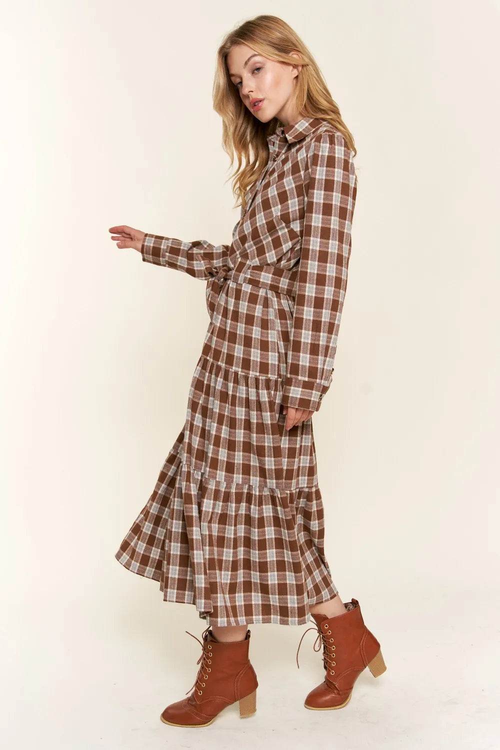 And the Why Plaid Tiered Midi Shirt Dress Trendsi 9b680bbd-7edc-4fea-8d3d-ce3bcf860901-Max