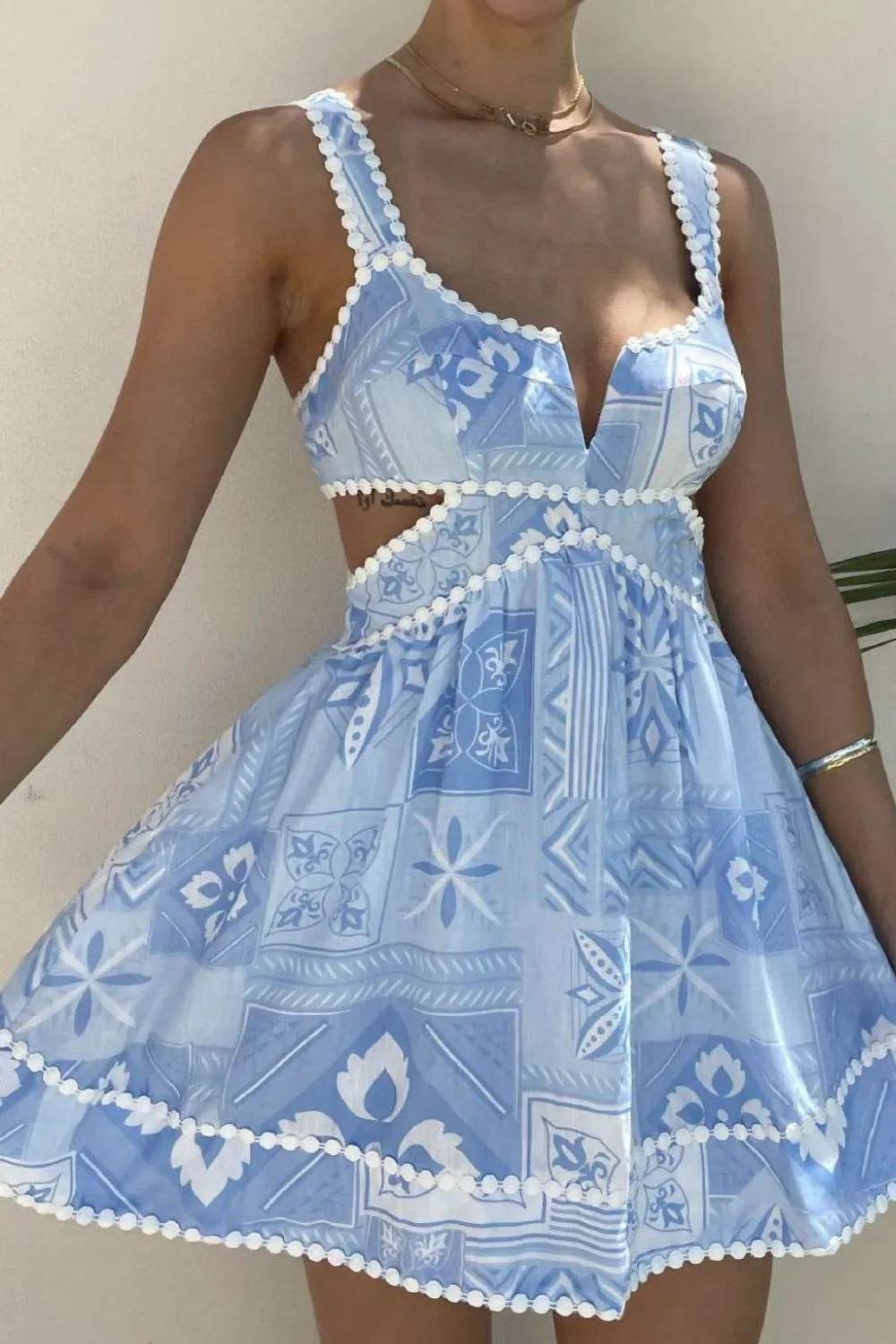 Cutout Printed Mini Dress Trendsi 9b9e6378-07fb-4510-a842-62ed5513df4b-Max-Origin