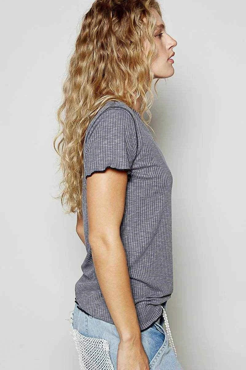 POL V-Neck Short Sleeve Ribbed T-Shirt with Contrast Overlock Stitching Trendsi 9dae4552-5123-4027-a6c1-dfcc25e2cb10-Max-Origin