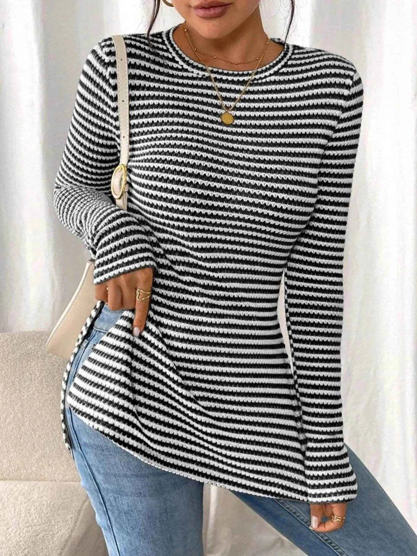 Side Slit Striped Long Sleeve T-Shirt Trendsi 9ecb1583a7b34f07b561e8a7956669e1-Max-Origin