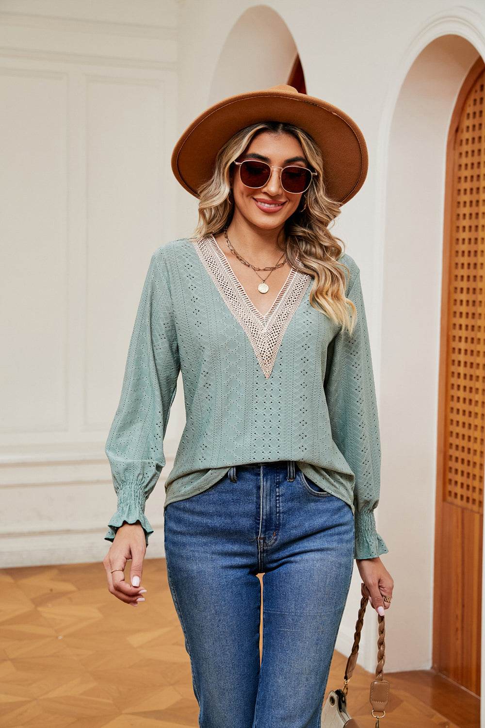 Contrast Flounce Sleeve Blouse Trendsi 9ee7bd1279524f8f9c8222da97063a7e-Max