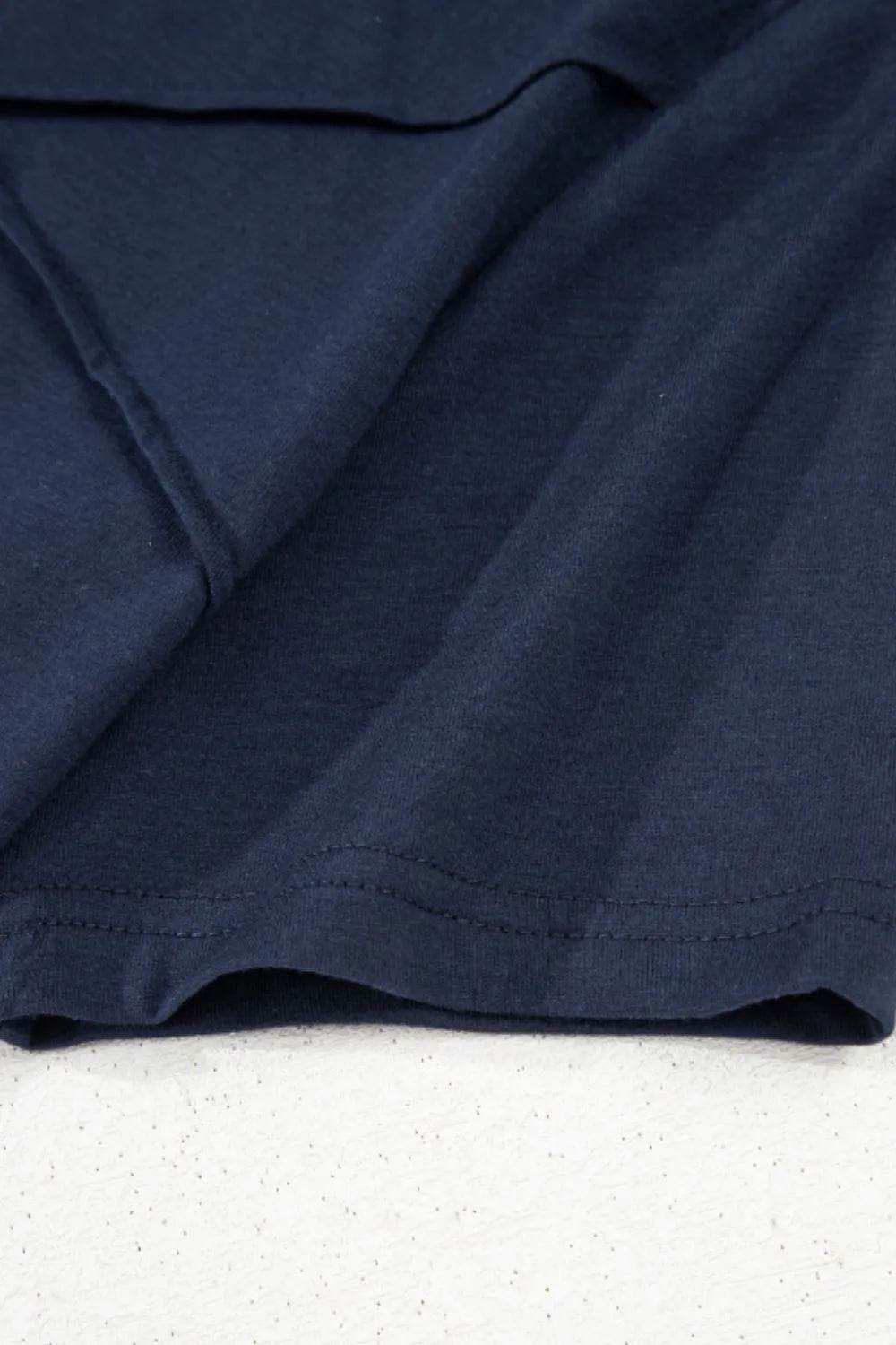 Solid Color Round Neck T Shirt Trendsi a1f7d518-8b6a-4676-86d7-8090c65c072a-Max-Origin