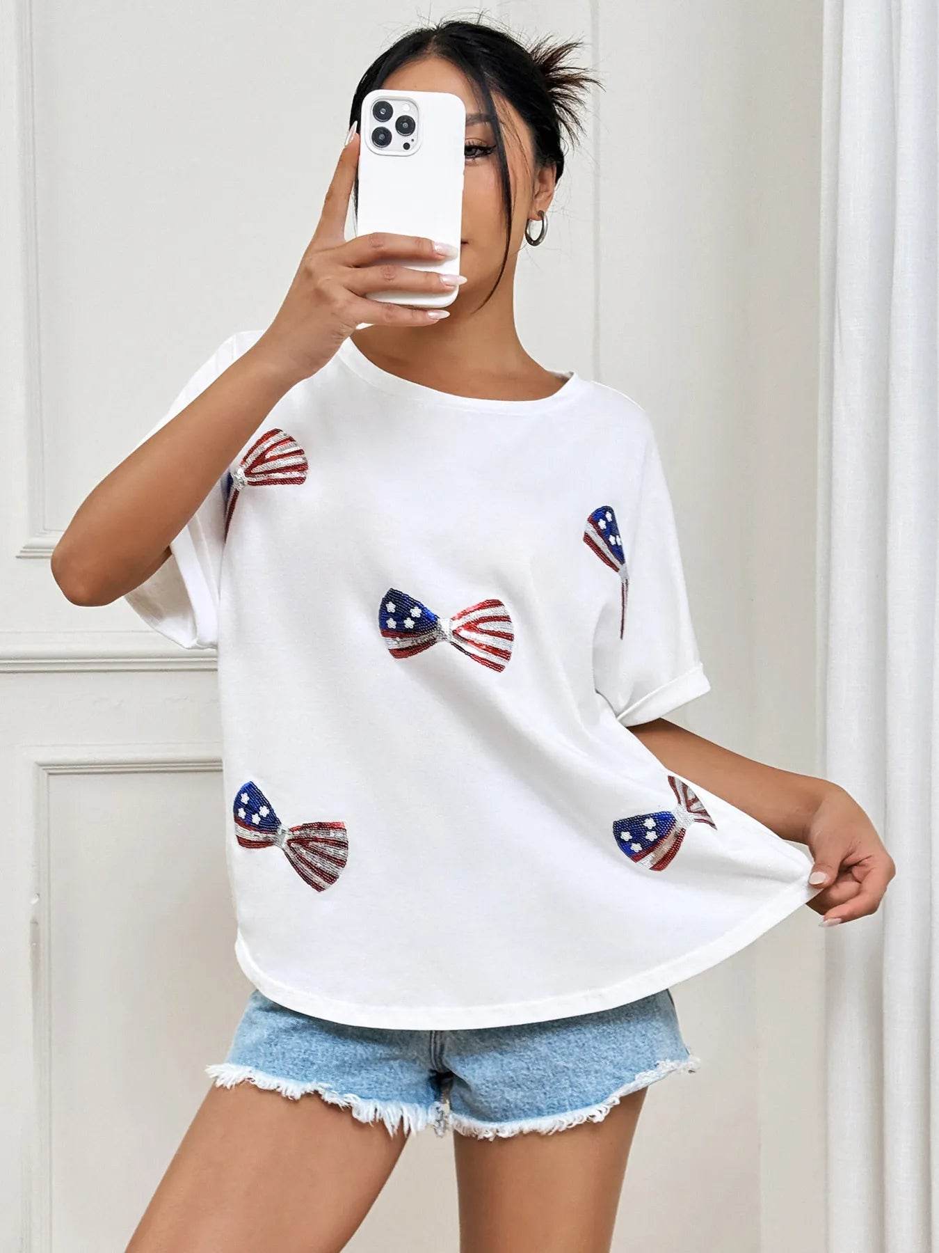 Bow Oversized Round Neck T-Shirt Trendsi a20b292e89204dcc89a4cbf292fd90c1-Max-Origin