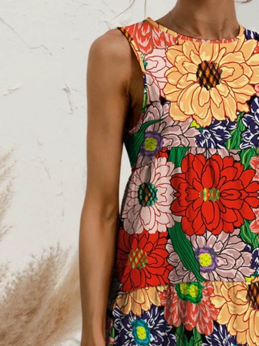 FAM-FAM Tiered Printed Round Neck Sleeveless Dress Trendsi a21ca7c8-0fcf-4191-9d91-9252cab32ec6-Max
