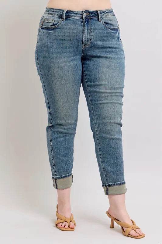 Judy Blue Full Size Mid Rise Vintage Wash Double Roll Cuff Boyfriend Jeans Plus Size Trendsi a302a2e9-3a94-458a-9ce5-34e12183c332-Max-Origin