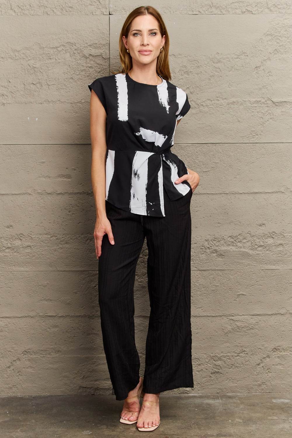Perfee Printed Round Neck Short Sleeve Blouse Trendsi a3faa6f379b5479890b6ec8a98d3be07-Max