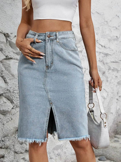 Raw Hem Slit Denim Skirt Trendsi a5f4cd03-11e9-4030-b4a4-b546ef8d848d-Max
