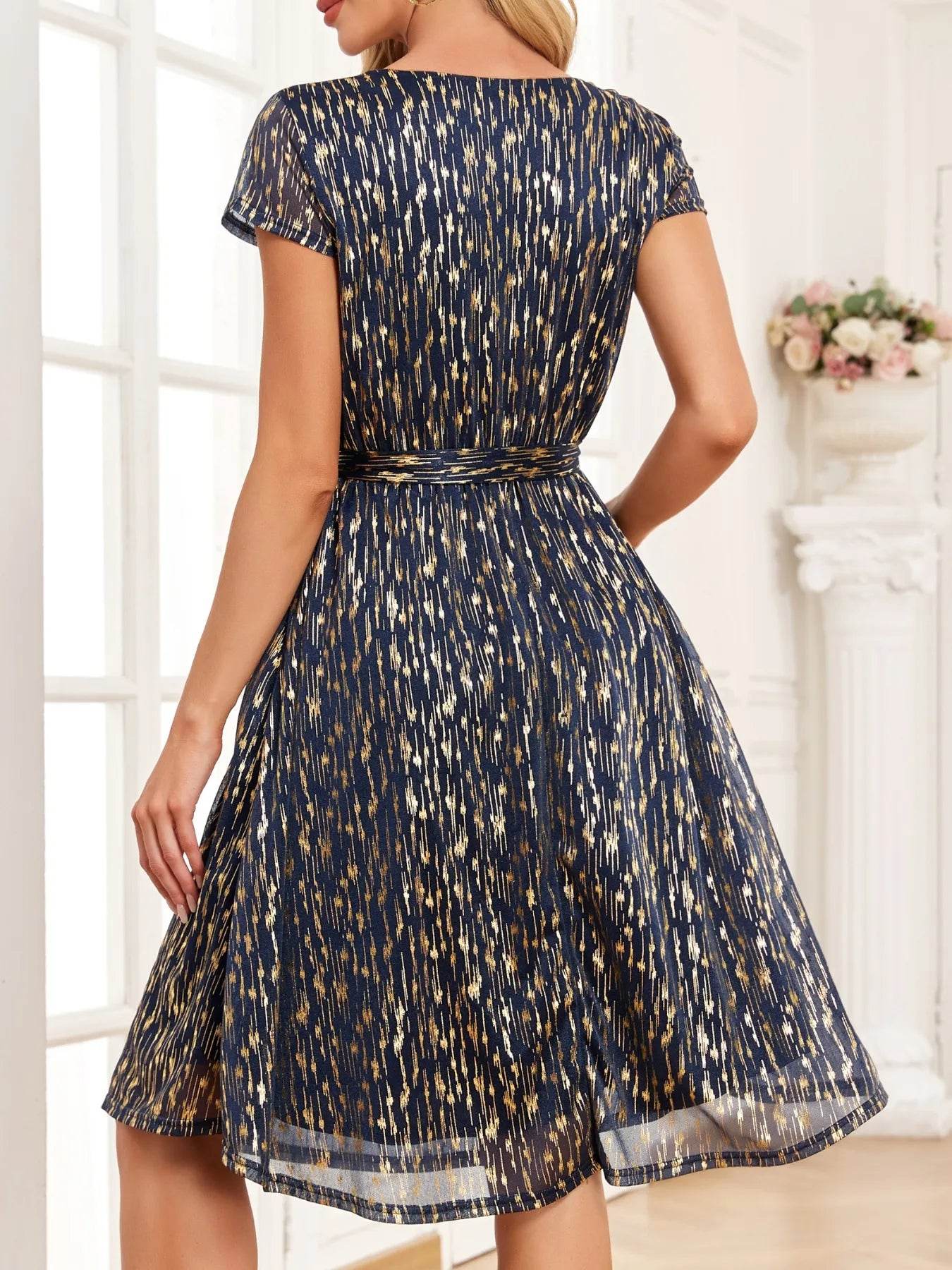 V-Neck Metallic Print Dress Trendsi a6eeda6f-a300-4b38-8f8f-588c8a42fe69-Max-Origin