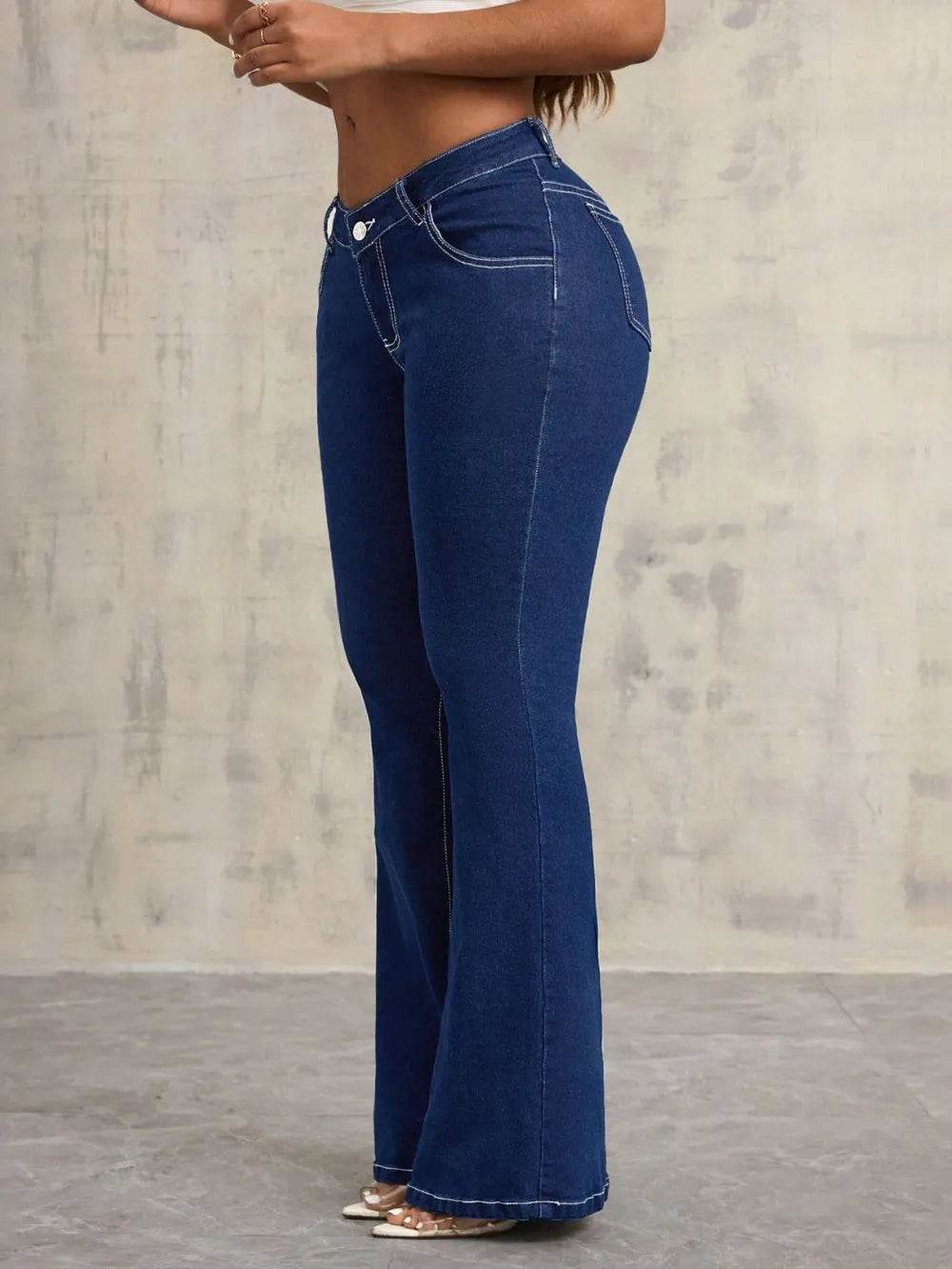 Flare Jeans with Pockets Trendsi a849de7c-6ca8-4ea5-8279-24e99ce49fe8-Max