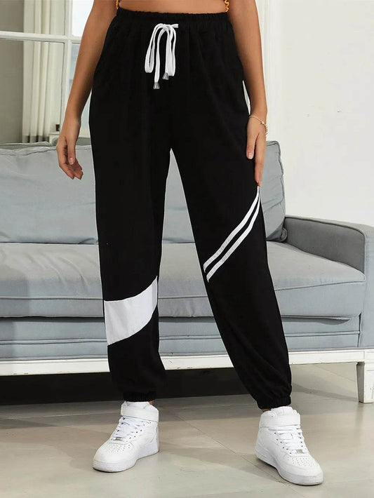 Drawstring Contrast Joggers with Pockets Black Trendsi a9873395-1cdb-4fb7-bc7f-7874d723018f-Max