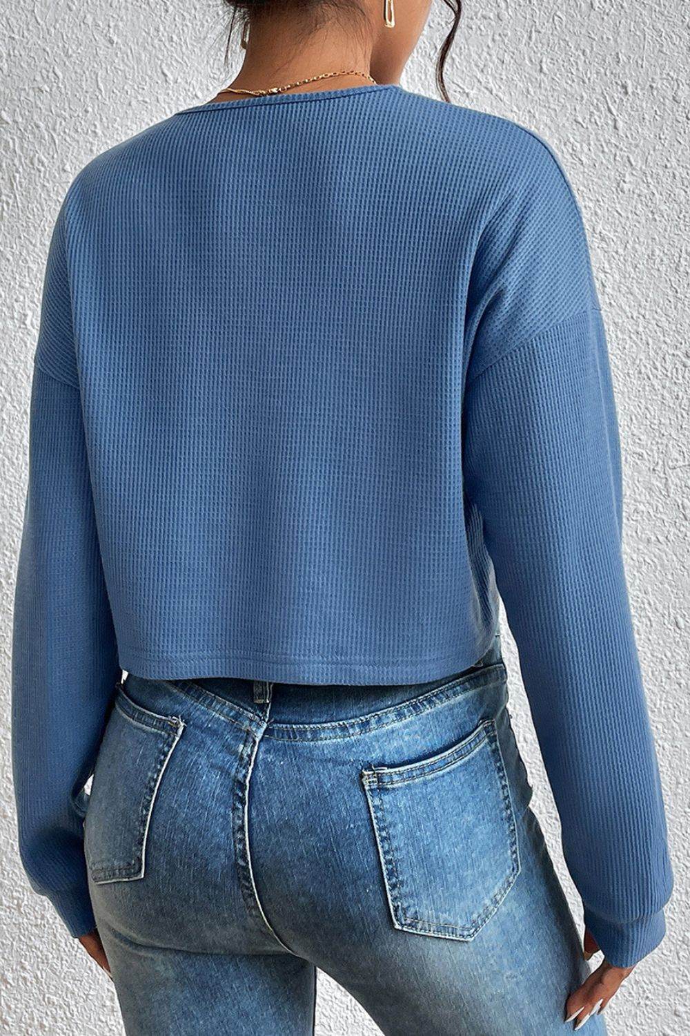 Ivy Lane Cropped V-Neck Raglan Sleeve Buttoned Blouse Trendsi aa93412b6b8148cc9dcf5a85d04f93b6-Max